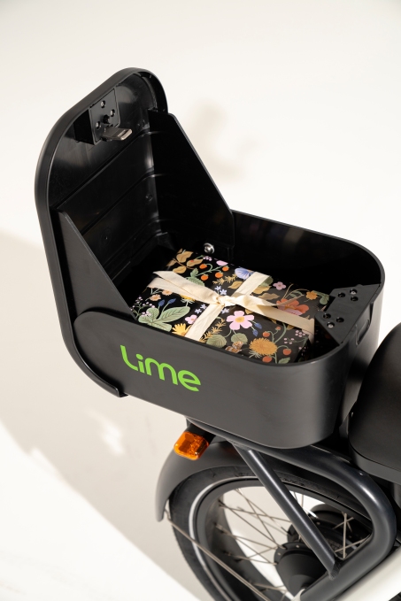 Lime new e-vehicle Citra storage compartment